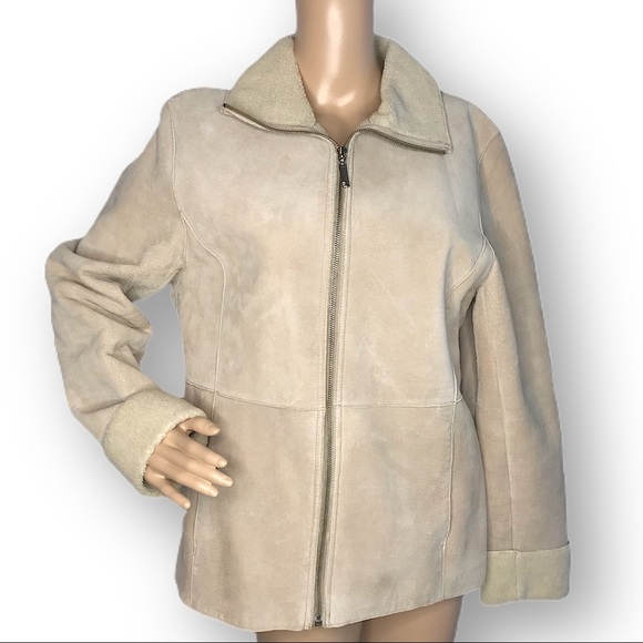 New York & Company Jackets & Blazers - Cream suede shearling bomber jacket M NY and Co fashion chic awesome